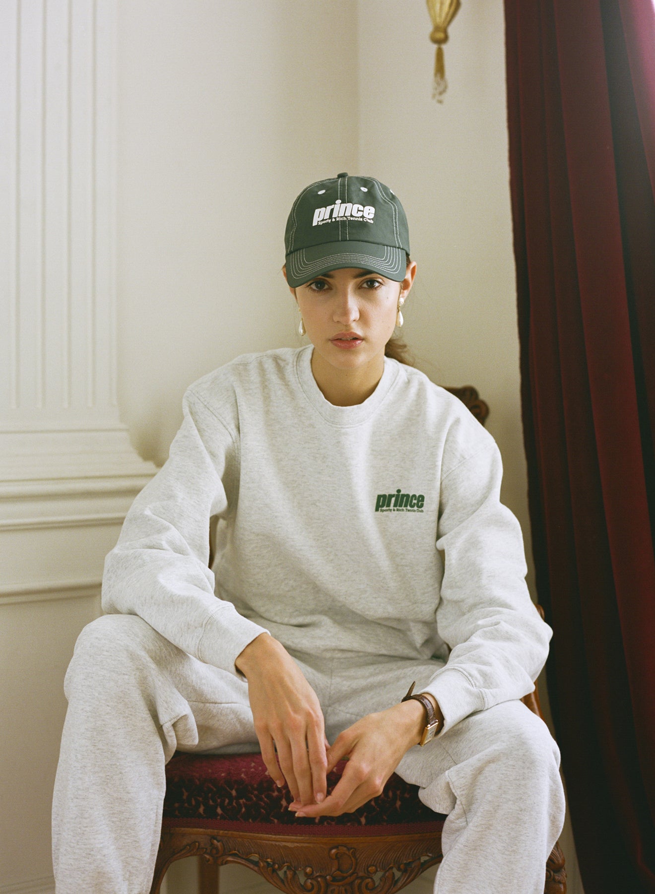 Qué es el “Tenniscore”, la nueva tendencia que es furor en X 3 Prince x Sporty & Rich